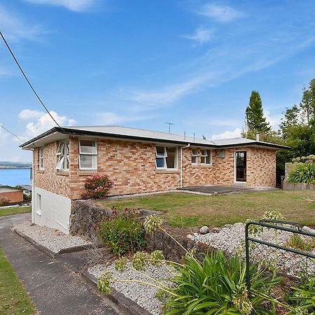 Lofty Lakeviews - Acacia Bay Holiday Home Tauposee Exterior foto